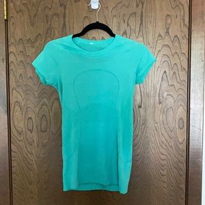 Lululemon Swift Tech Top